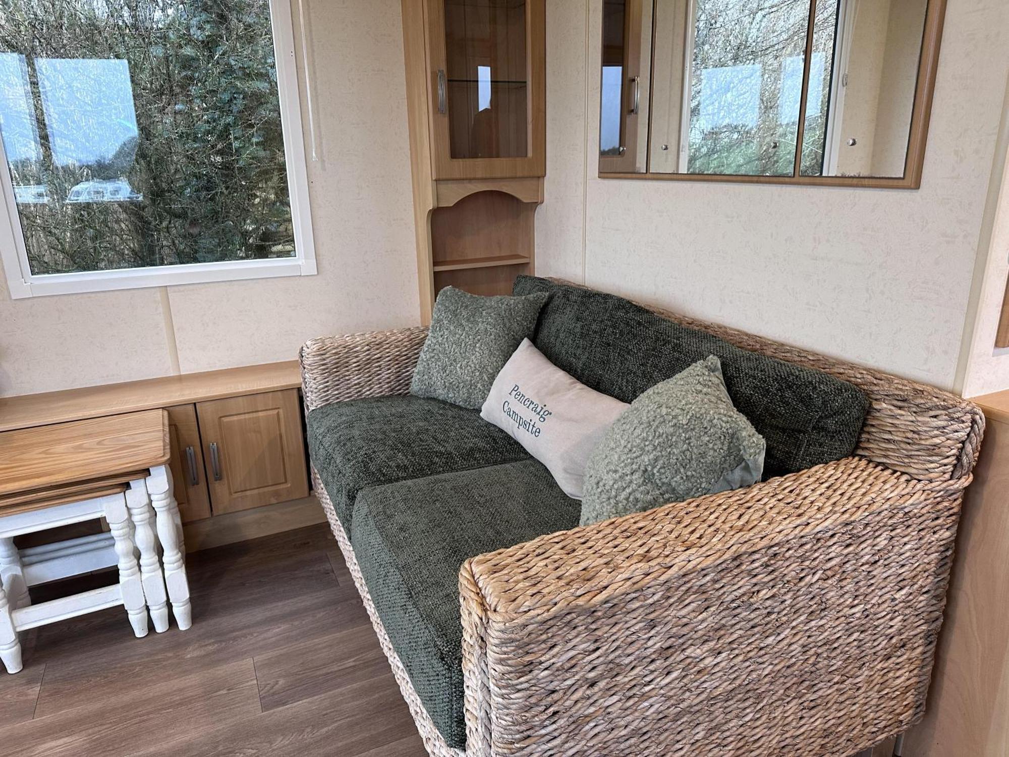 Captivating 2-Bed Static Caravan In Holyhead Llanfachraeth Dış mekan fotoğraf